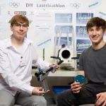 v.l.n.r.: Mika Matthes, Amadeus Nuri Ramin Petram
Fachgebiet: Technik
Projekt: DIY Laserbiathlonanlage für den Schulsport
Schule: Städtisches St. Michael-Gymnasium
Ort: Bad Münstereifel